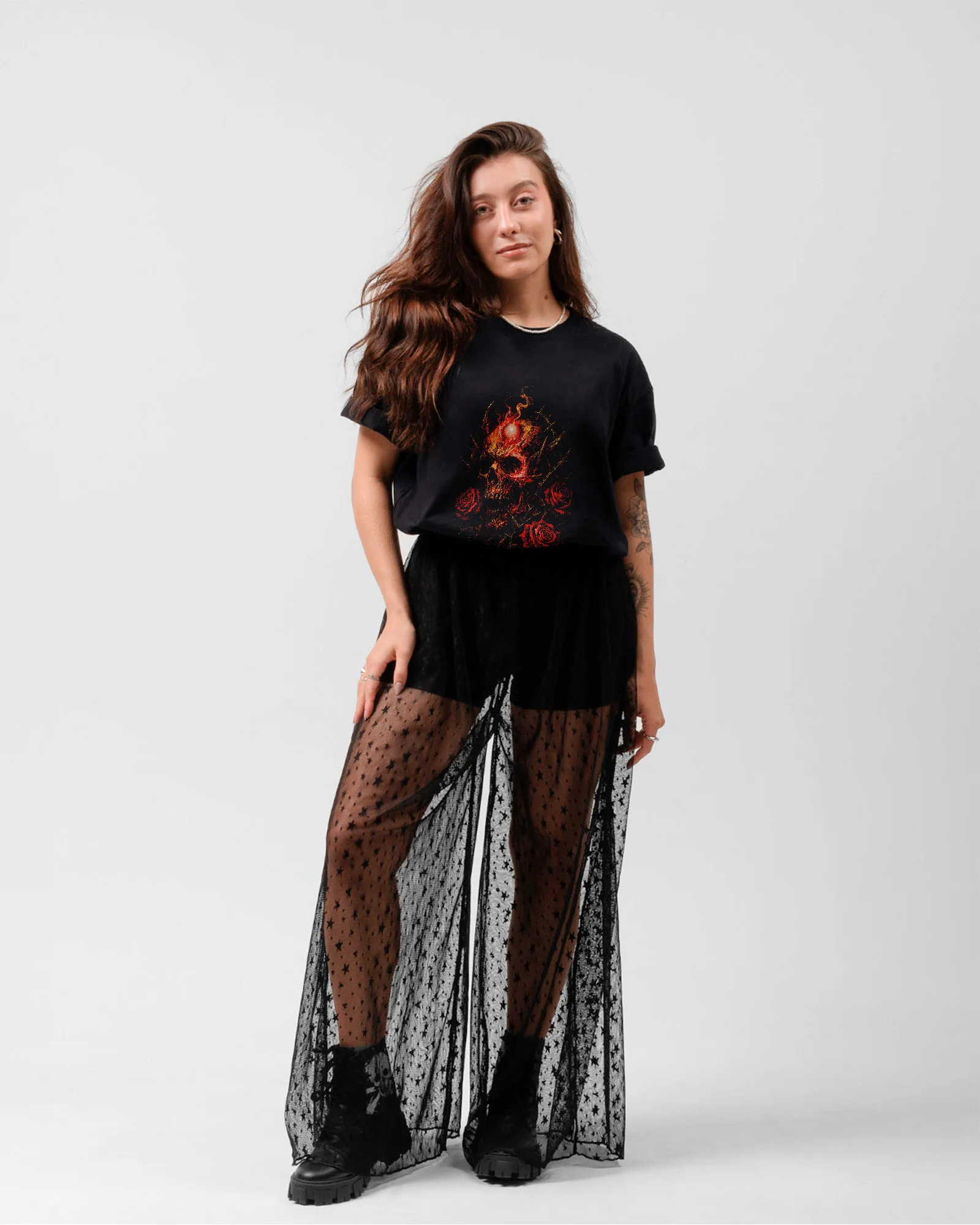 Camiseta Preta Caveiras Rosas e Espinhos - Image 4